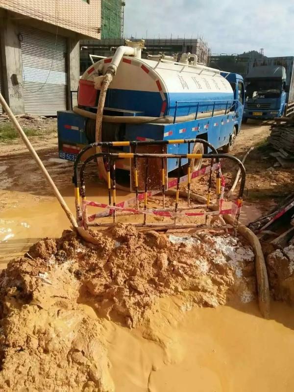 三伏潭镇工地淤泥清淤